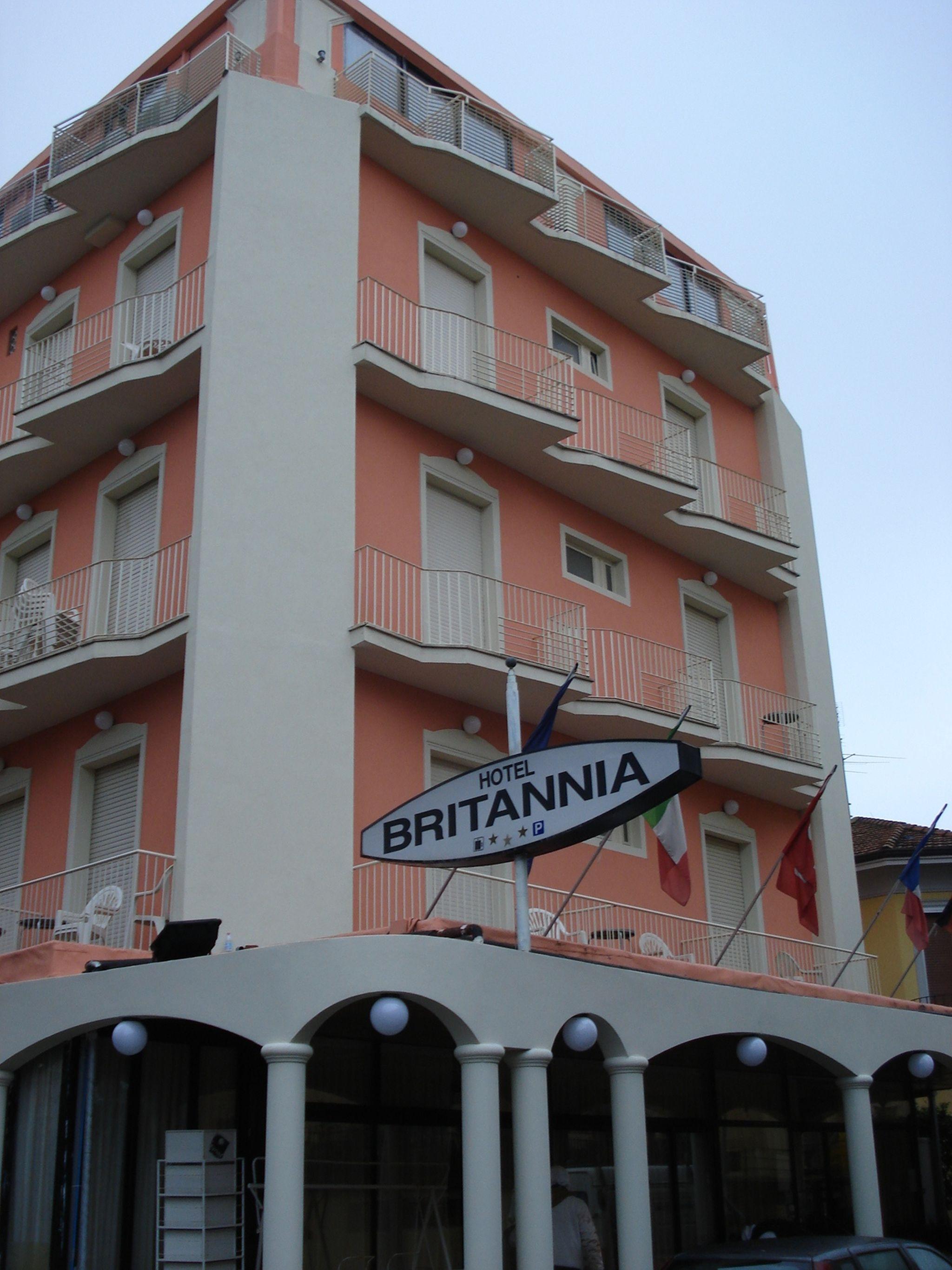 Hotel Britannia Rimini Marina Centro Экстерьер фото
