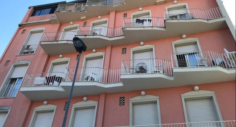 Hotel Britannia Rimini Marina Centro Экстерьер фото